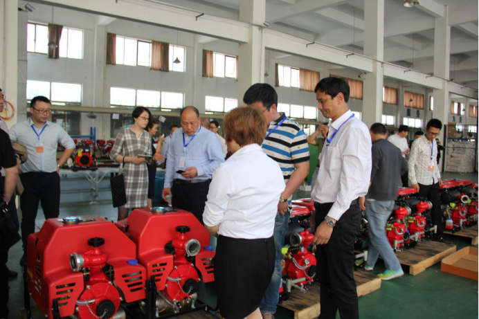 Guests Visit the Production Workshop