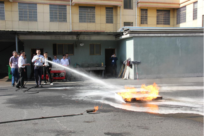Guests Experience Foam Fire Extinguishing